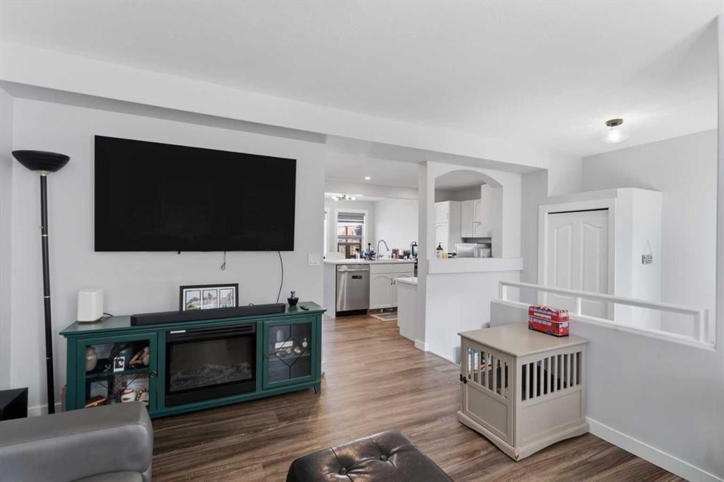 89 Everstone Way Sw, Calgary, AB