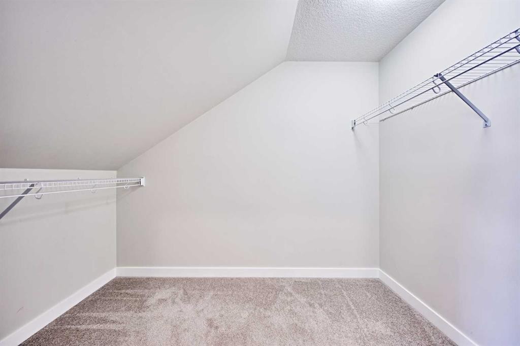 102 Crestridge Common Sw, Calgary, AB - Indoor With Storage
