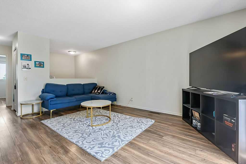 124 Bergen Road Nw, Calgary, AB