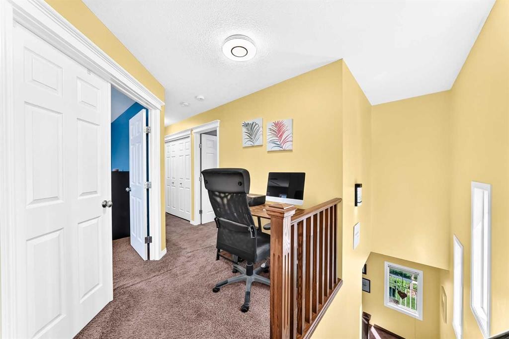 29 Westridge Crescent, Okotoks, AB - Indoor Photo Showing Office
