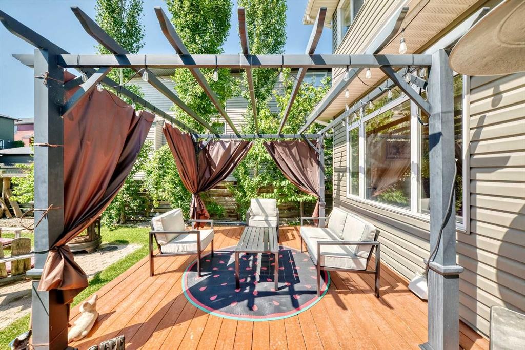 29 Westridge Crescent, Okotoks, AB - Outdoor With Deck Patio Veranda With Exterior