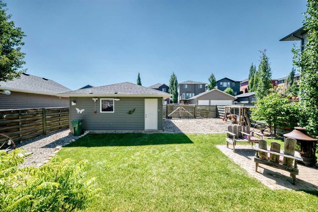 29 Westridge Crescent, Okotoks, AB - Outdoor
