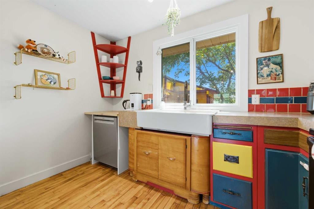 4159 Doverbrook Road Se, Calgary, AB - Indoor