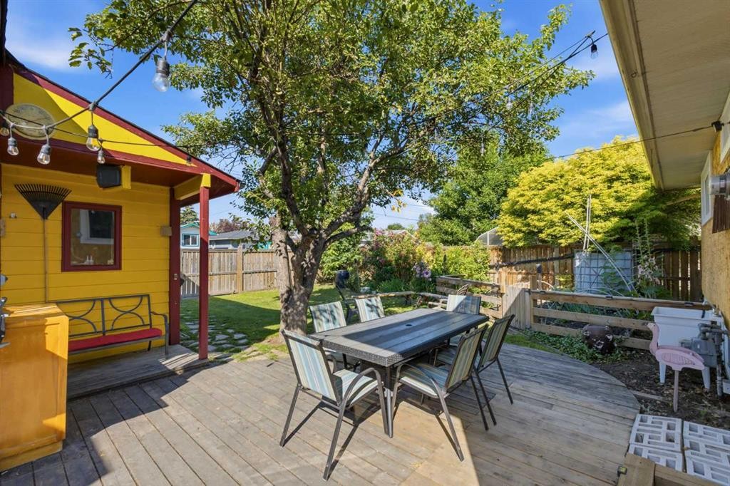 4159 Doverbrook Road Se, Calgary, AB - Outdoor With Deck Patio Veranda With Exterior