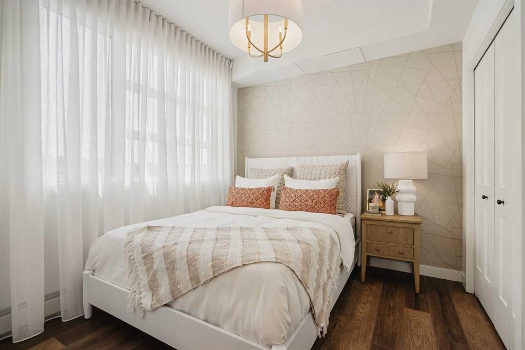 2301-55 Lucas Way Nw, Calgary, AB - Indoor Photo Showing Bedroom