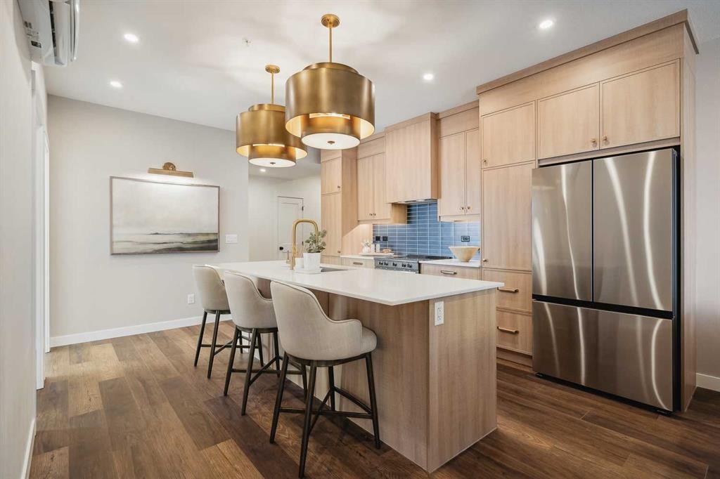 2301-55 Lucas Way Nw, Calgary, AB - Indoor Photo Showing Kitchen With Stainless Steel Kitchen With Upgraded Kitchen