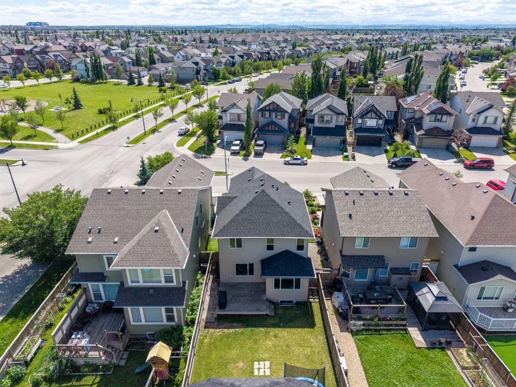 277 Brightonwoods Gardens Se, Calgary, AB - Outdoor