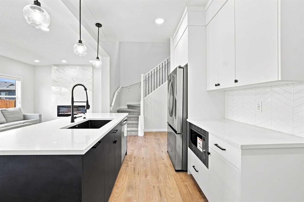 26 Homestead Circle Ne, Calgary, AB - Indoor Photo Showing Kitchen With Upgraded Kitchen