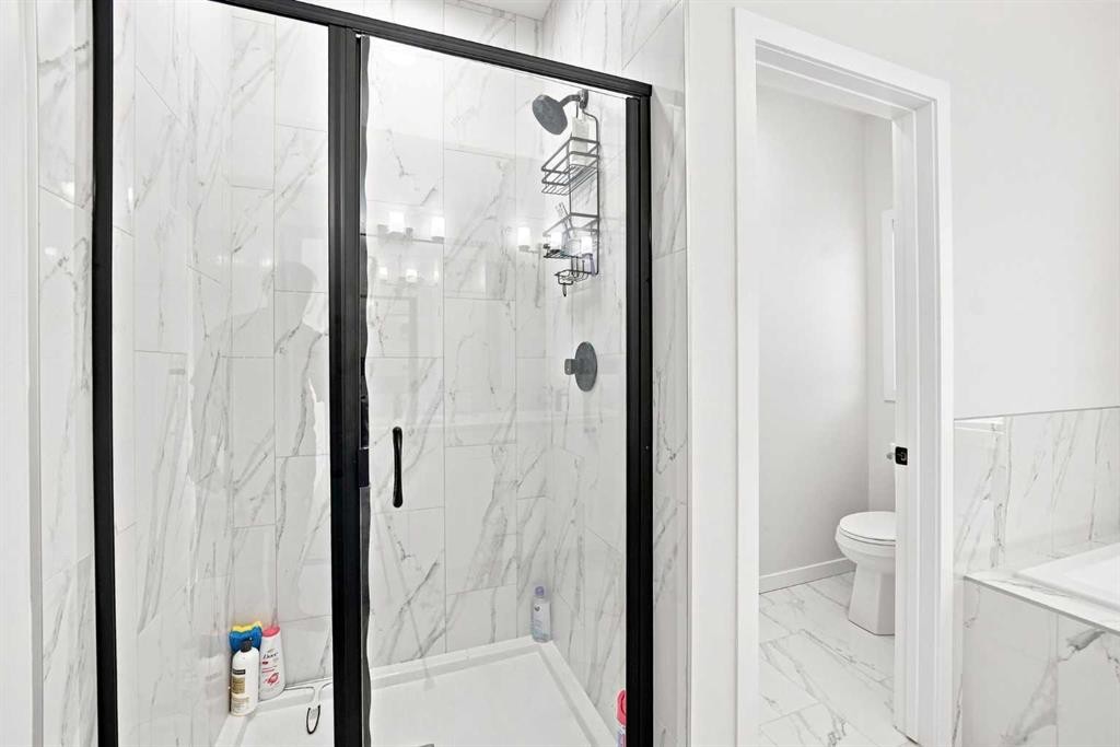 26 Homestead Circle Ne, Calgary, AB - Indoor Photo Showing Bathroom
