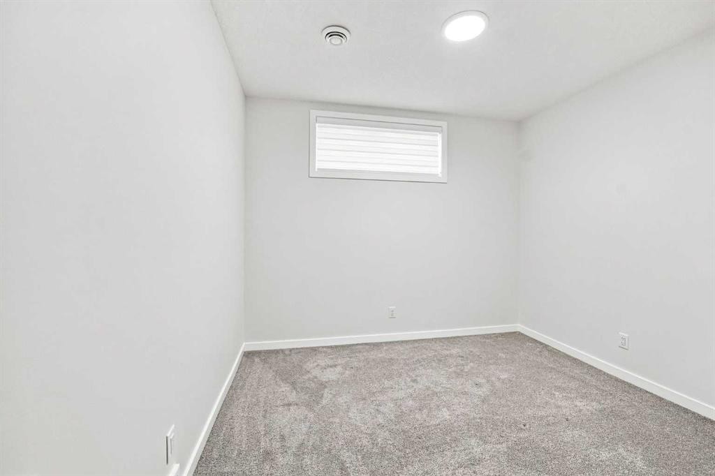 26 Homestead Circle Ne, Calgary, AB - Indoor Photo Showing Other Room