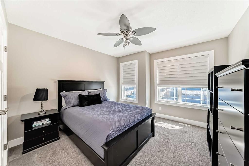 120 Kinniburgh Circle, Chestermere, AB - Indoor Photo Showing Bedroom