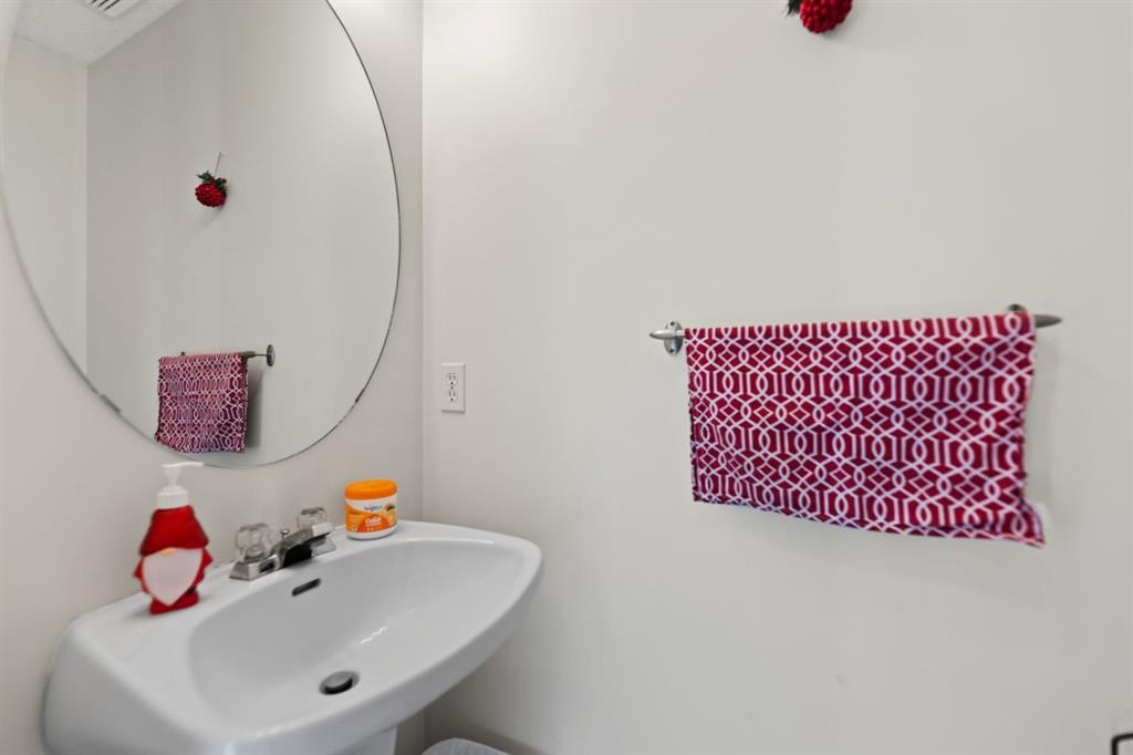 221 Tarington Close Ne, Calgary, AB