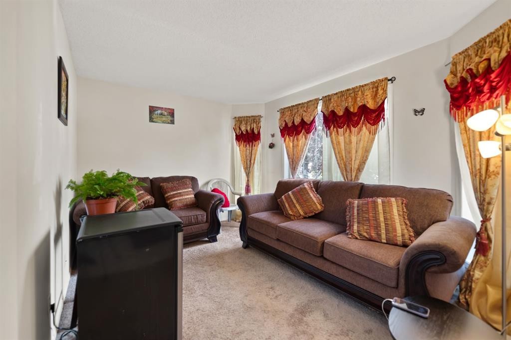 221 Tarington Close Ne, Calgary, AB