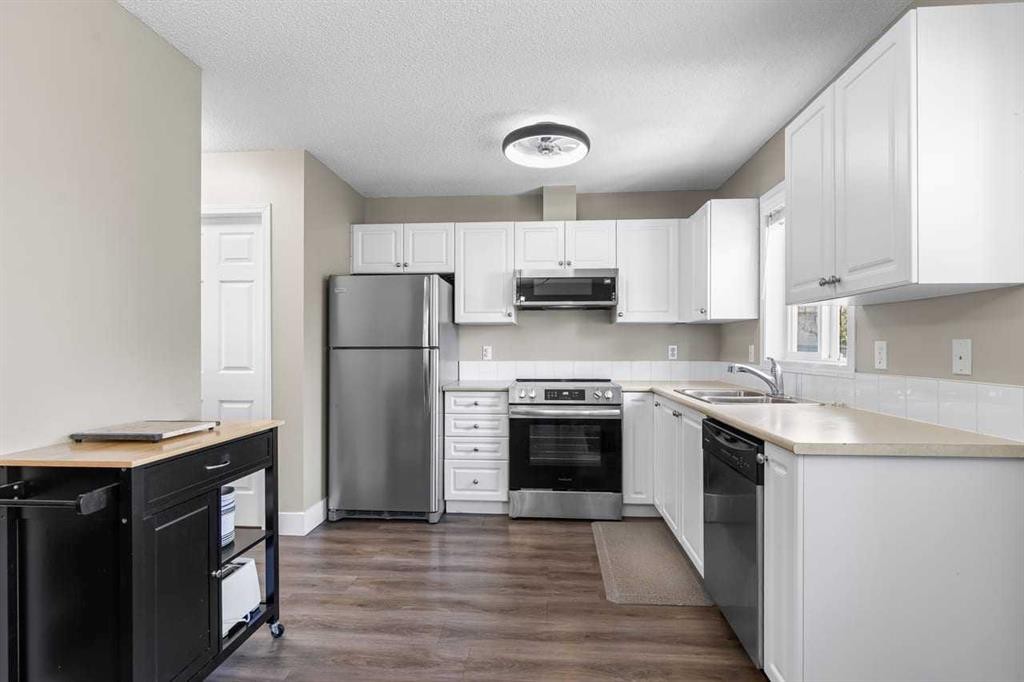 9 Citadel Point Nw, Calgary, AB
