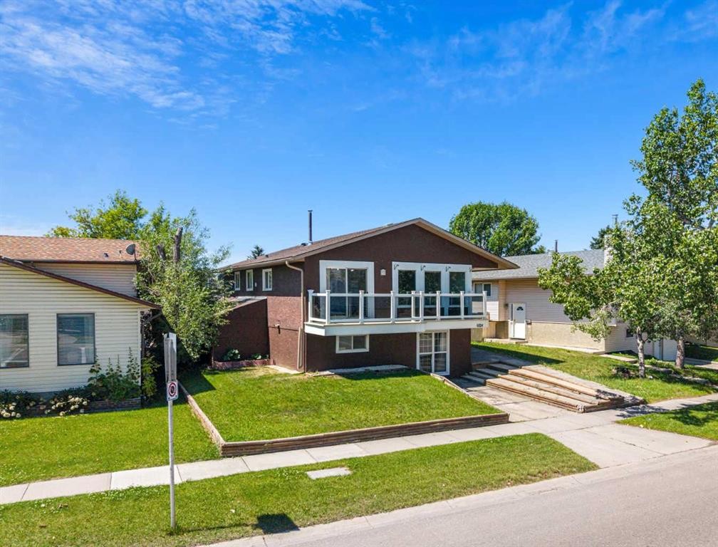 6824 Temple Drive Ne, Calgary, AB - Outdoor With Deck Patio Veranda