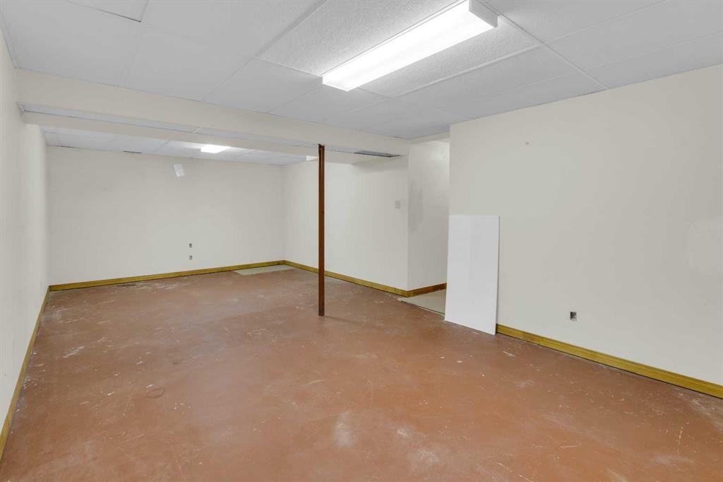 11224 Wilson Road Se, Calgary, AB - Indoor Photo Showing Other Room