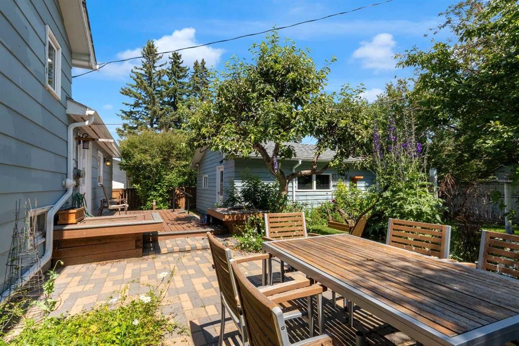 11224 Wilson Road Se, Calgary, AB - Outdoor With Exterior