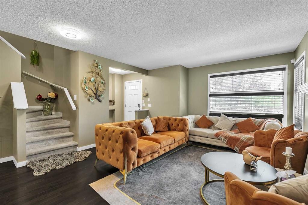88 Walden Gardens Se, Calgary, AB
