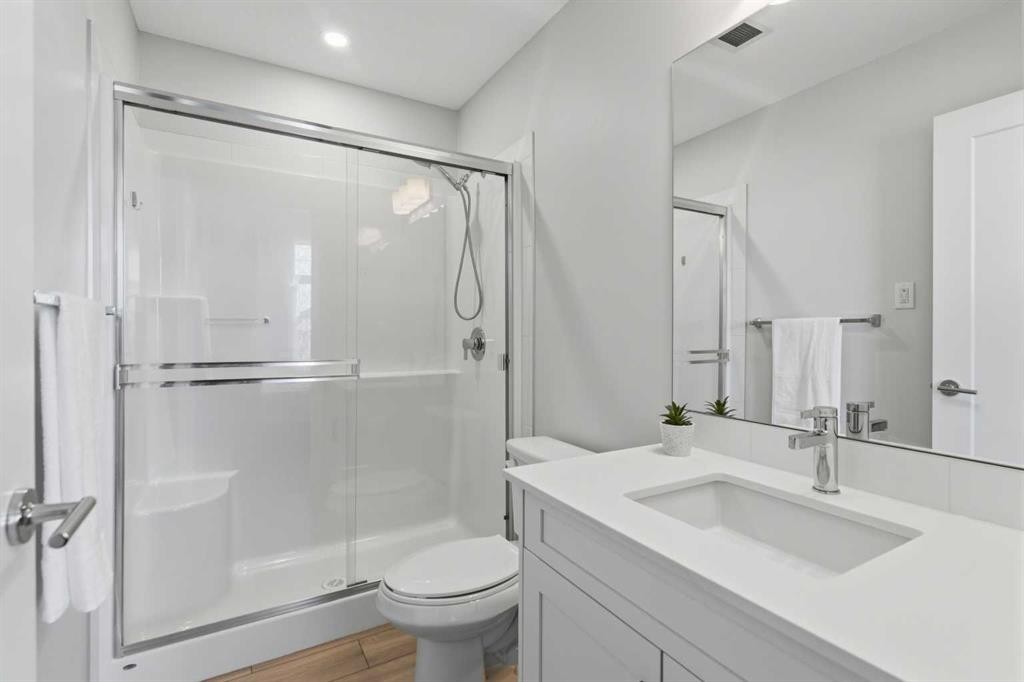 220-400 Auburn Meadows Common Se, Calgary, AB - Indoor Photo Showing Bathroom