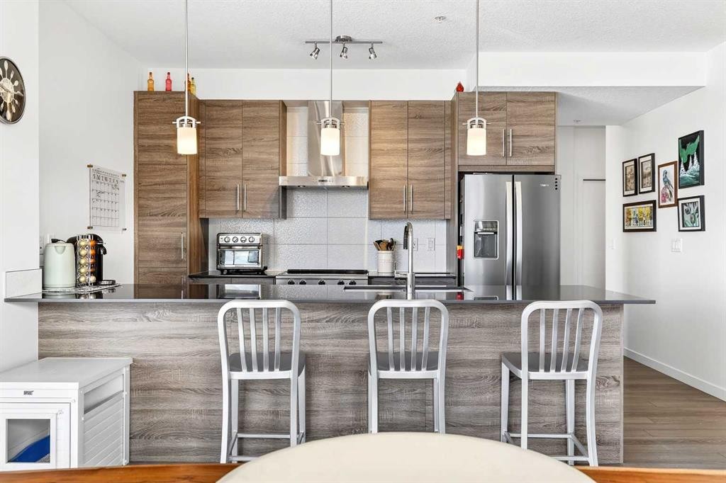 501-122 Mahogany Centre Se, Calgary, AB - Indoor