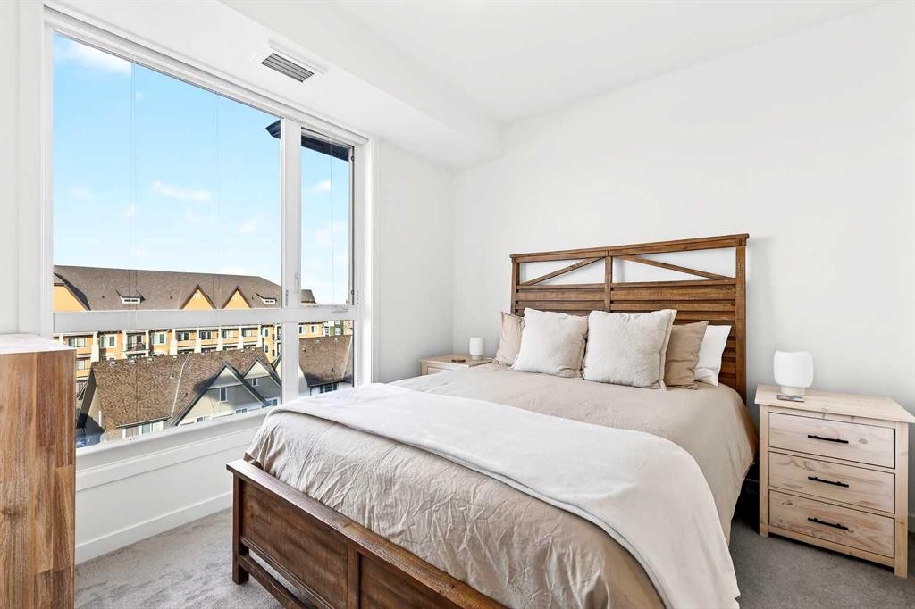501-122 Mahogany Centre Se, Calgary, AB - Indoor Photo Showing Bedroom