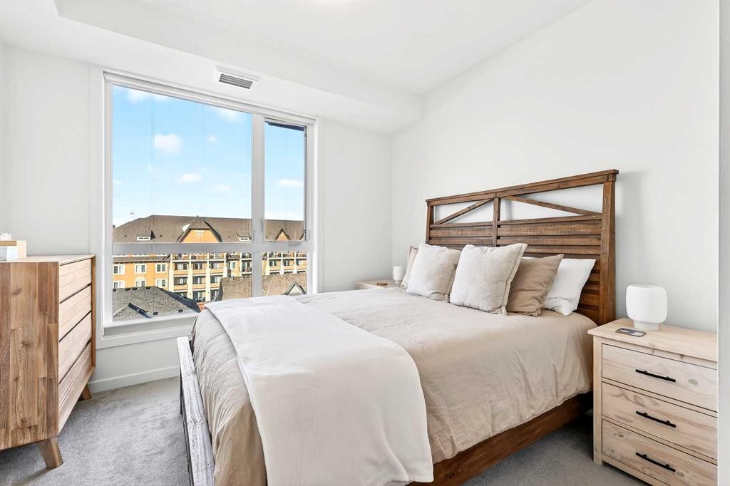 501-122 Mahogany Centre Se, Calgary, AB - Indoor Photo Showing Bedroom