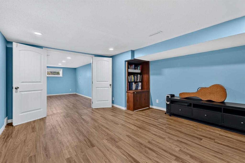 2018 Cottonwood Crescent Se, Calgary, AB - Indoor