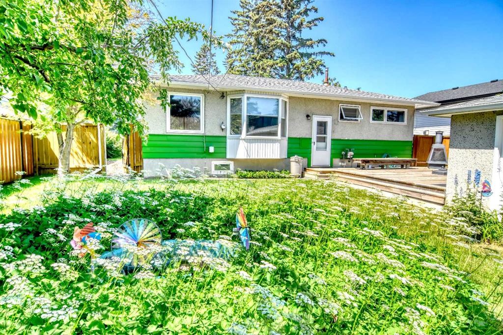 36 Cheyenne Crescent Nw, Calgary, AB - Outdoor