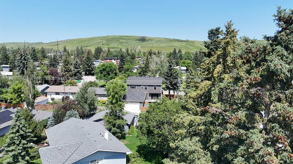 36 Cheyenne Crescent Nw, Calgary, AB - Outdoor With View