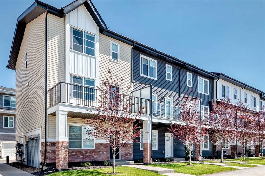 308-135 Belmont Passage Sw, Calgary, AB - Outdoor With Balcony With Facade