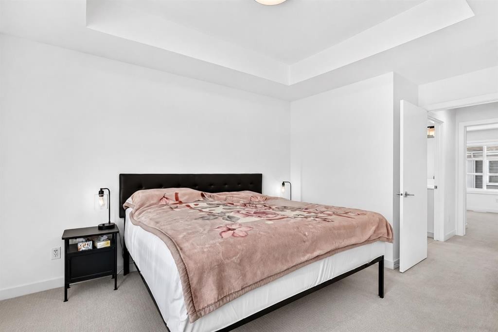 308-135 Belmont Passage Sw, Calgary, AB - Indoor Photo Showing Bedroom