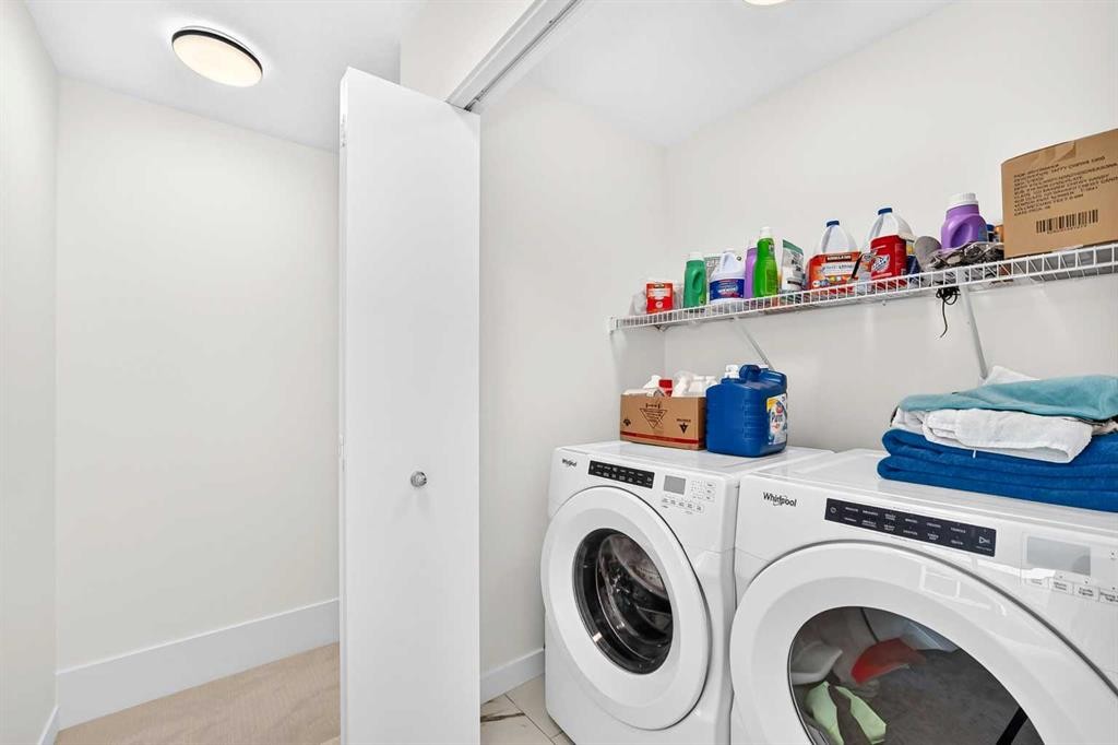 308-135 Belmont Passage Sw, Calgary, AB - Indoor Photo Showing Laundry Room