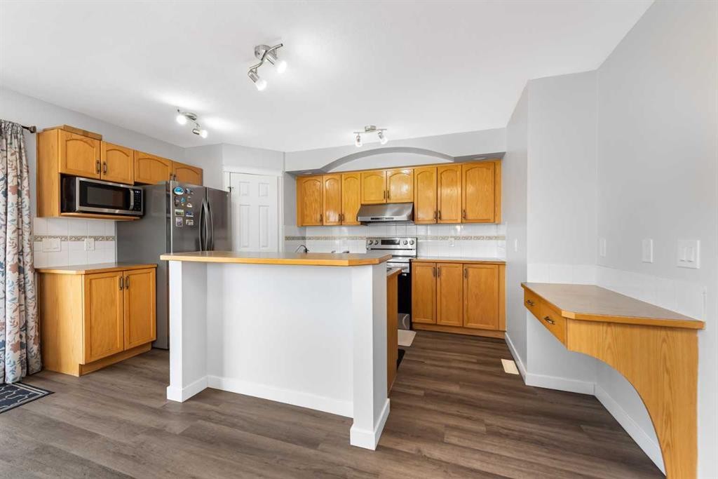 2 Saddlefield Crescent Ne, Calgary, AB