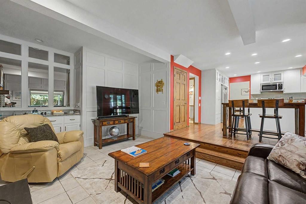 75 Deerbrook Road Se, Calgary, AB - Indoor Photo Showing Living Room