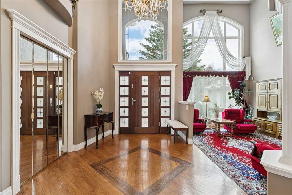 85 Mt Douglas Circle Se, Calgary, AB - Indoor Photo Showing Other Room