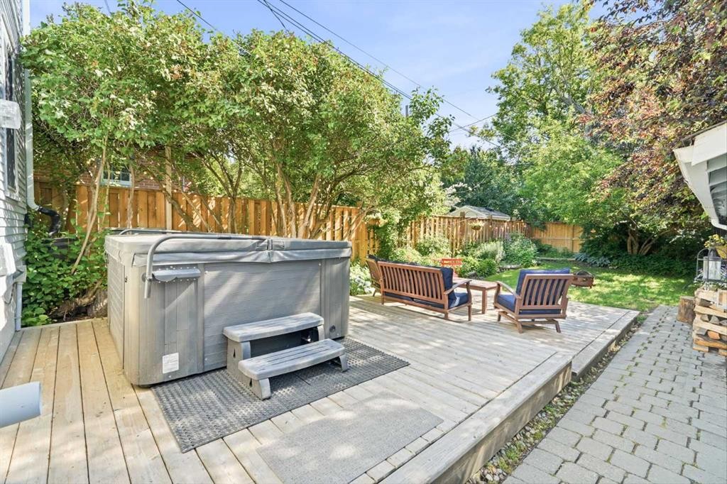 1422 2 Street Nw, Calgary, AB - Outdoor With Deck Patio Veranda