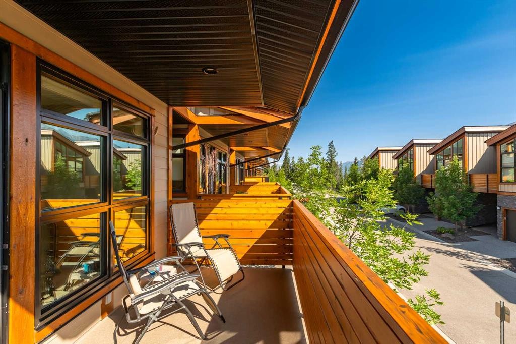 407 Riva Place, Canmore, AB - Outdoor With Exterior