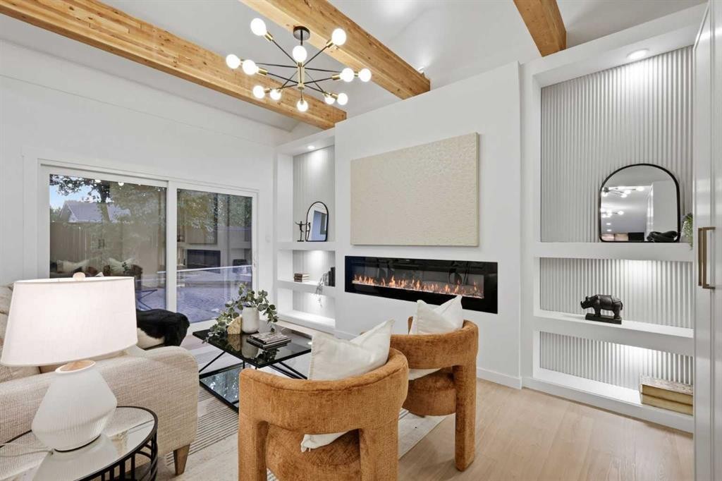 928 120 Avenue Se, Calgary, AB - Indoor Photo Showing Living Room With Fireplace