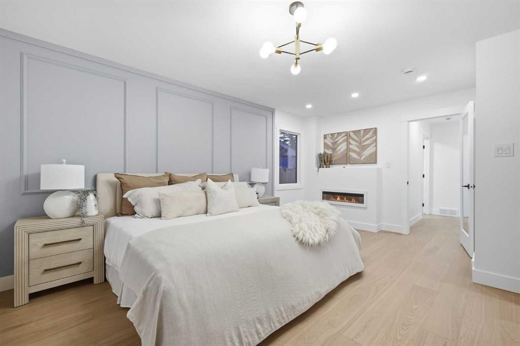 928 120 Avenue Se, Calgary, AB - Indoor Photo Showing Bedroom