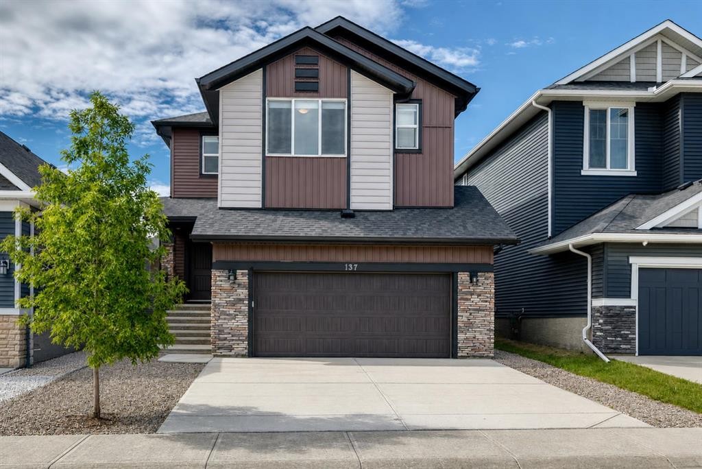 137 Creekside Way Sw, Calgary, AB - Outdoor With Facade