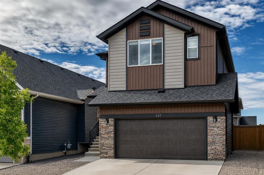 137 Creekside Way Sw, Calgary, AB - Outdoor