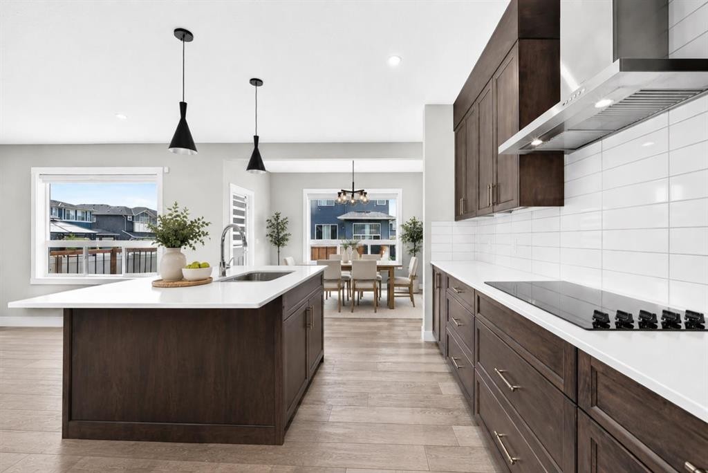 137 Creekside Way Sw, Calgary, AB - Indoor Photo Showing Kitchen With Upgraded Kitchen