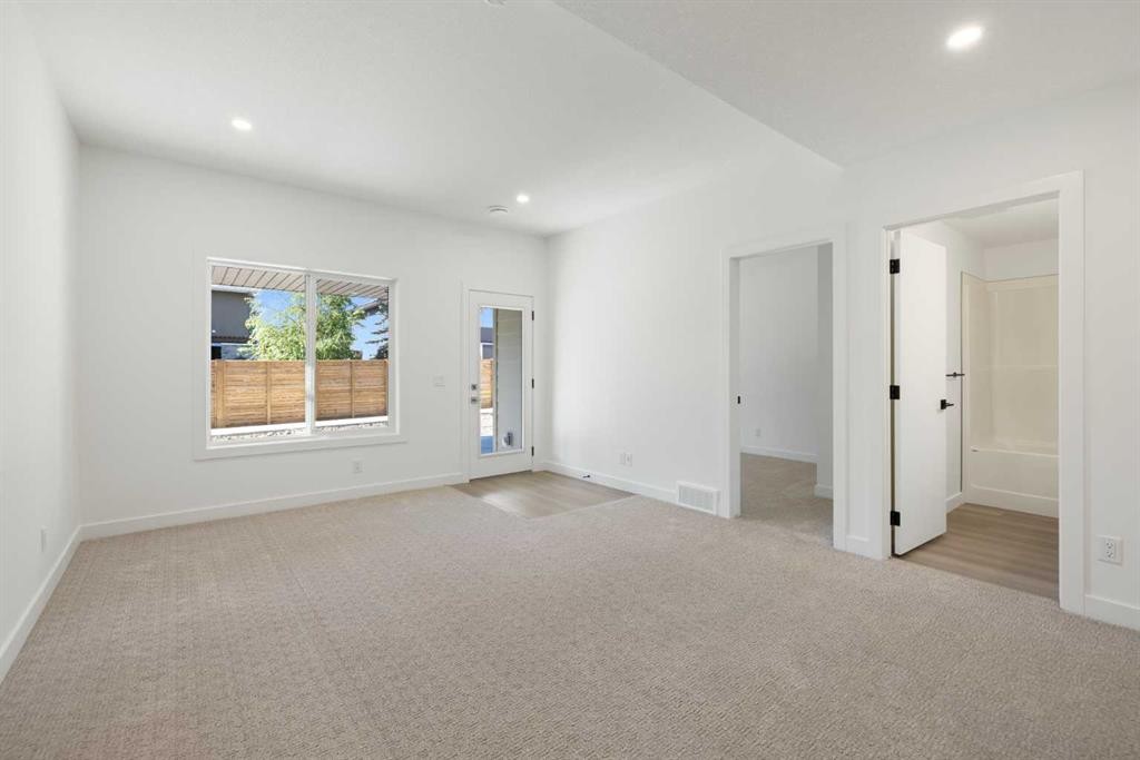 118-2230 81St Street Sw, Calgary, AB - Indoor Photo Showing Other Room