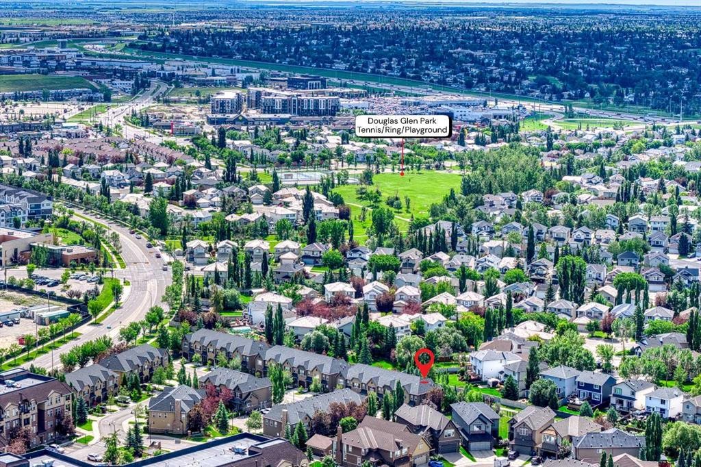 464 Quarry Villas Se, Calgary, AB - Outdoor With View