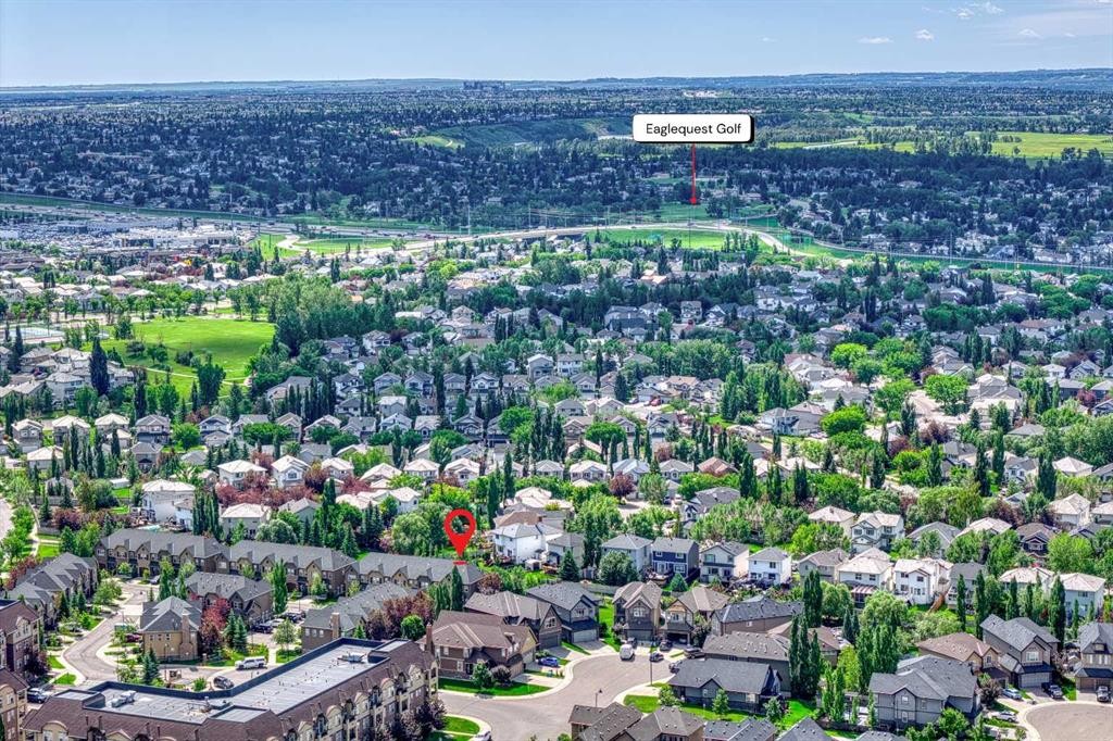 464 Quarry Villas Se, Calgary, AB - Outdoor With View