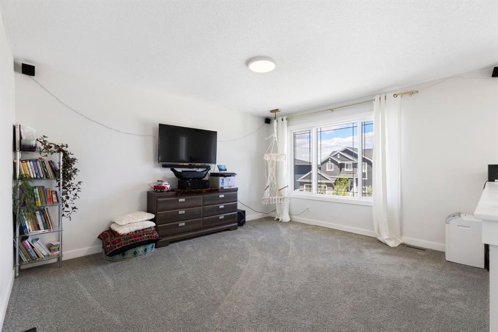 183 Brander Avenue, Langdon, AB - Indoor