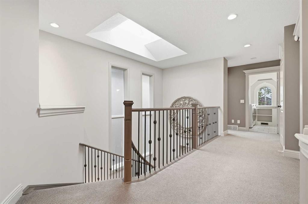 4221 17 Street Sw, Calgary, AB - Indoor Photo Showing Other Room