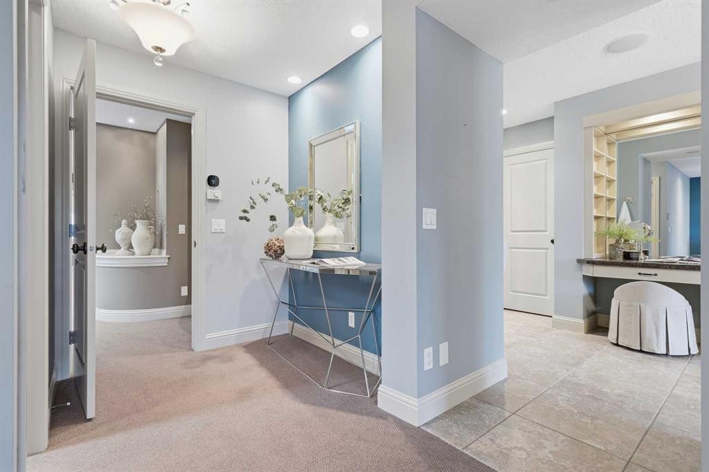 4221 17 Street Sw, Calgary, AB - Indoor