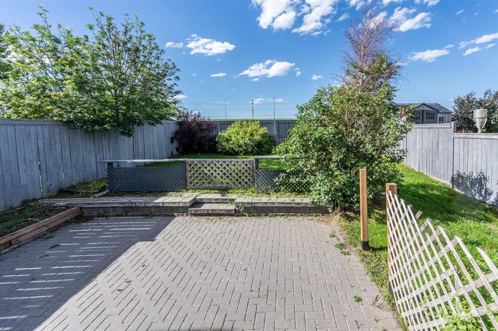 203 Coville Close Ne, Calgary, AB - Outdoor