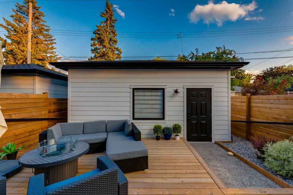 3719 2 Avenue Sw, Calgary, AB - Outdoor With Deck Patio Veranda With Exterior